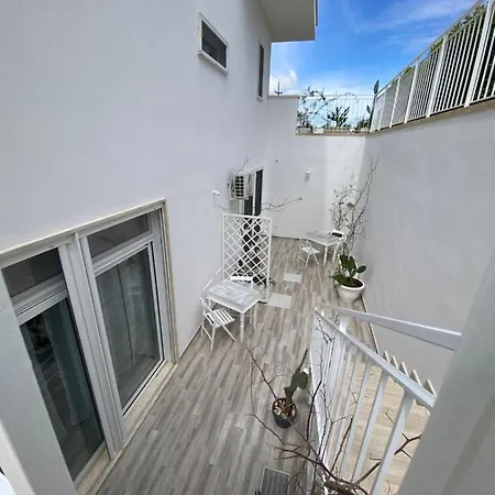 La Casa Di Nina Bed & Breakfast Lecce