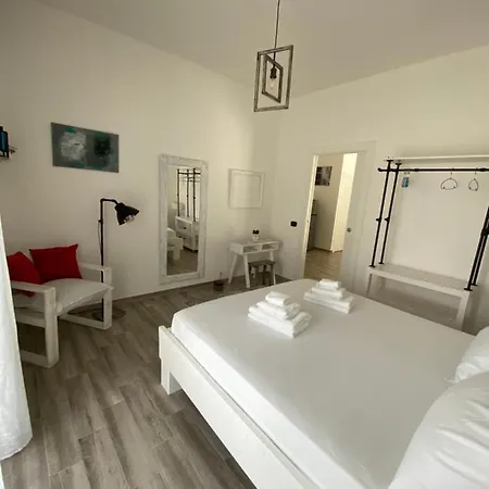 فندق مبيت وإفطار La Casa Di Nina ليتشي