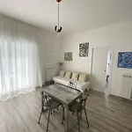 Oda ve Kahvaltı La Casa Di Nina 4*