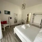 Oda ve Kahvaltı La Casa Di Nina Lecce